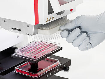 TipTray for CyBio Selma in use