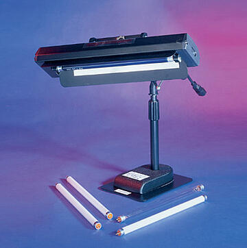  MRL-58 lamp offers an adjustable lamp with pivot, height or angle adjustments at three locations