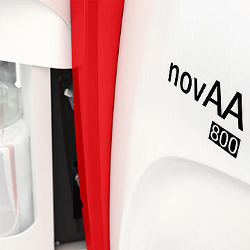 novAA 800 Header